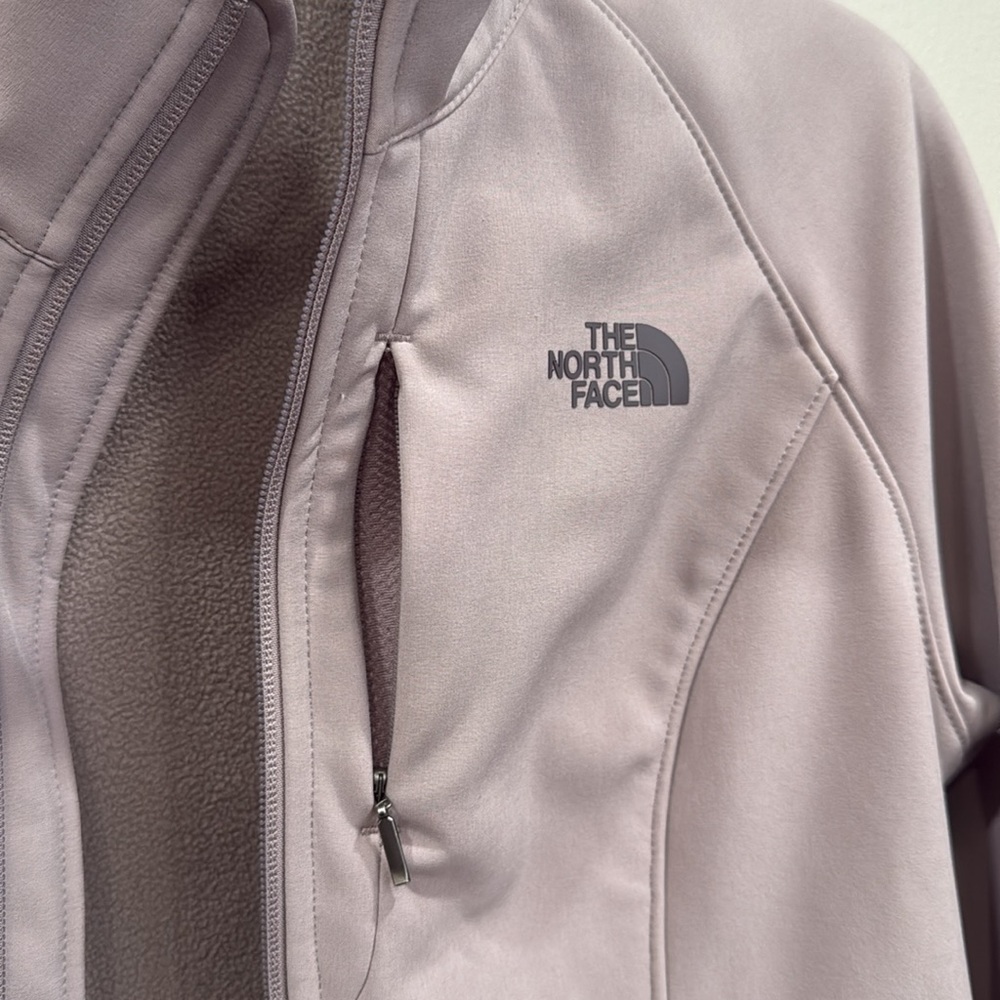 The North Face Women’s  Jacket  size M - Picture 9 of 12